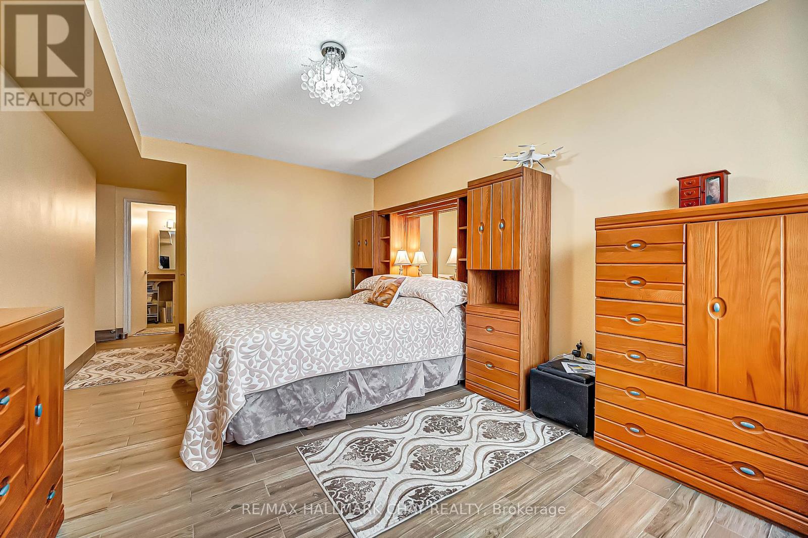 409 - 75 Emmett Avenue, Toronto, Ontario  M6M 5A7 - Photo 21 - W12583666