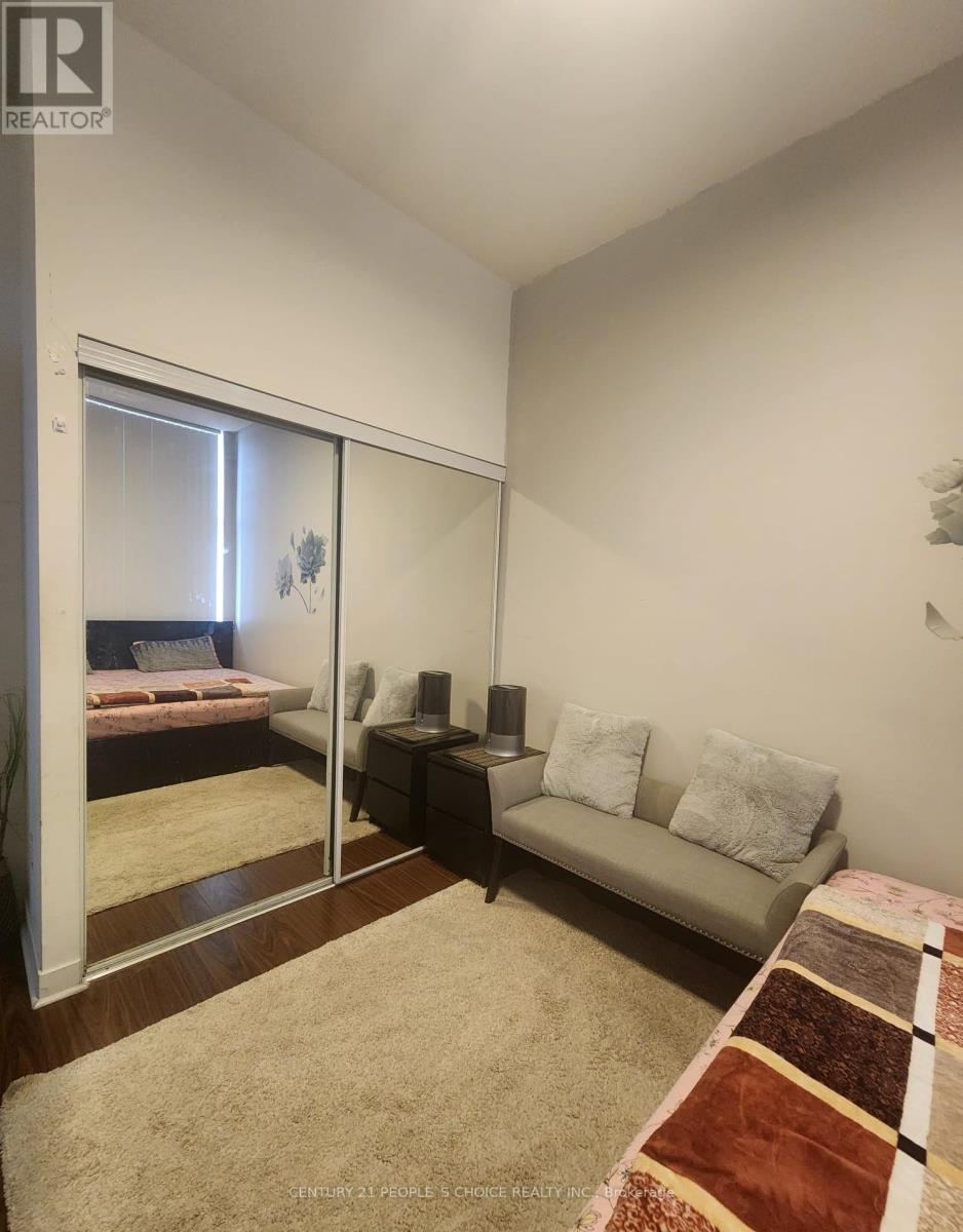 2209 - 365 Prince Of Wales Drive, Mississauga, Ontario  L6B 1G6 - Photo 9 - W12583668