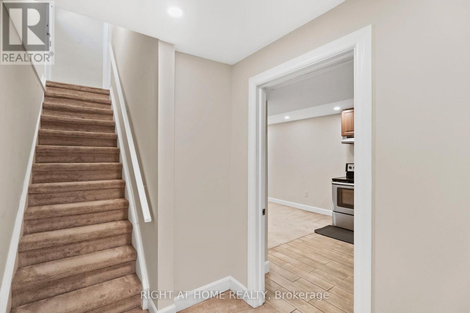 Bsmnt - 2064 Glenada Crescent, Oakville, Ontario  L6H 4M2 - Photo 4 - W12583680