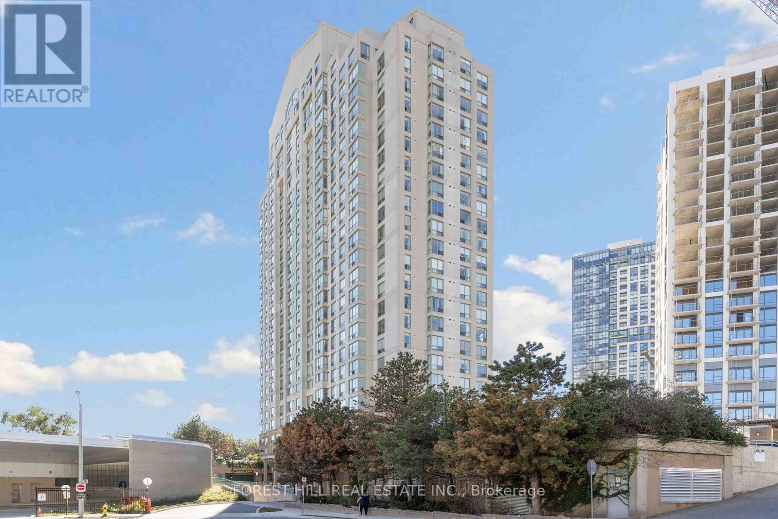 806 - 101 Subway Crescent, Toronto, Ontario M9B 6K4 - Photo 3 - W12583686