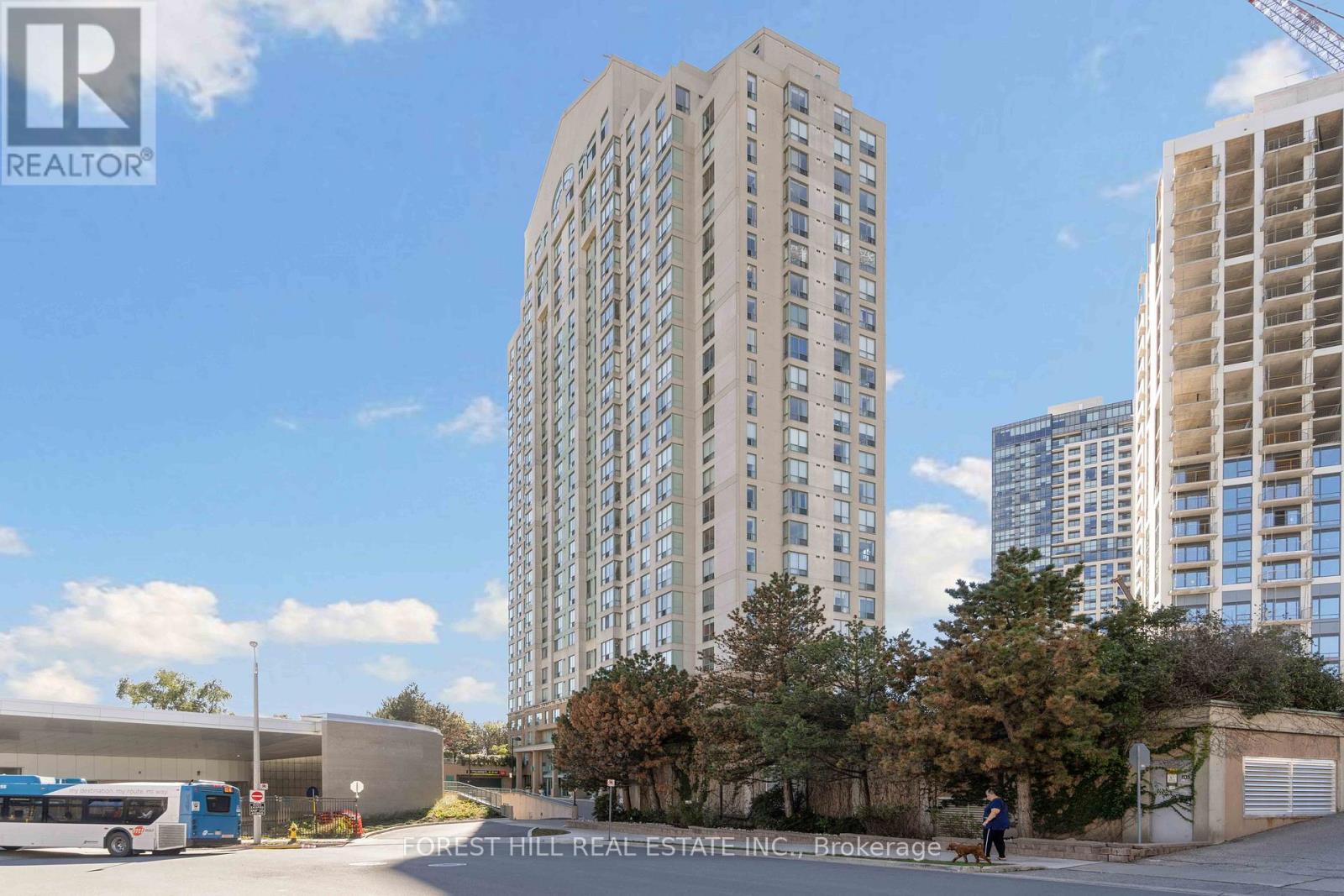 806 - 101 Subway Crescent, Toronto, Ontario M9B 6K4 - Photo 4 - W12583686