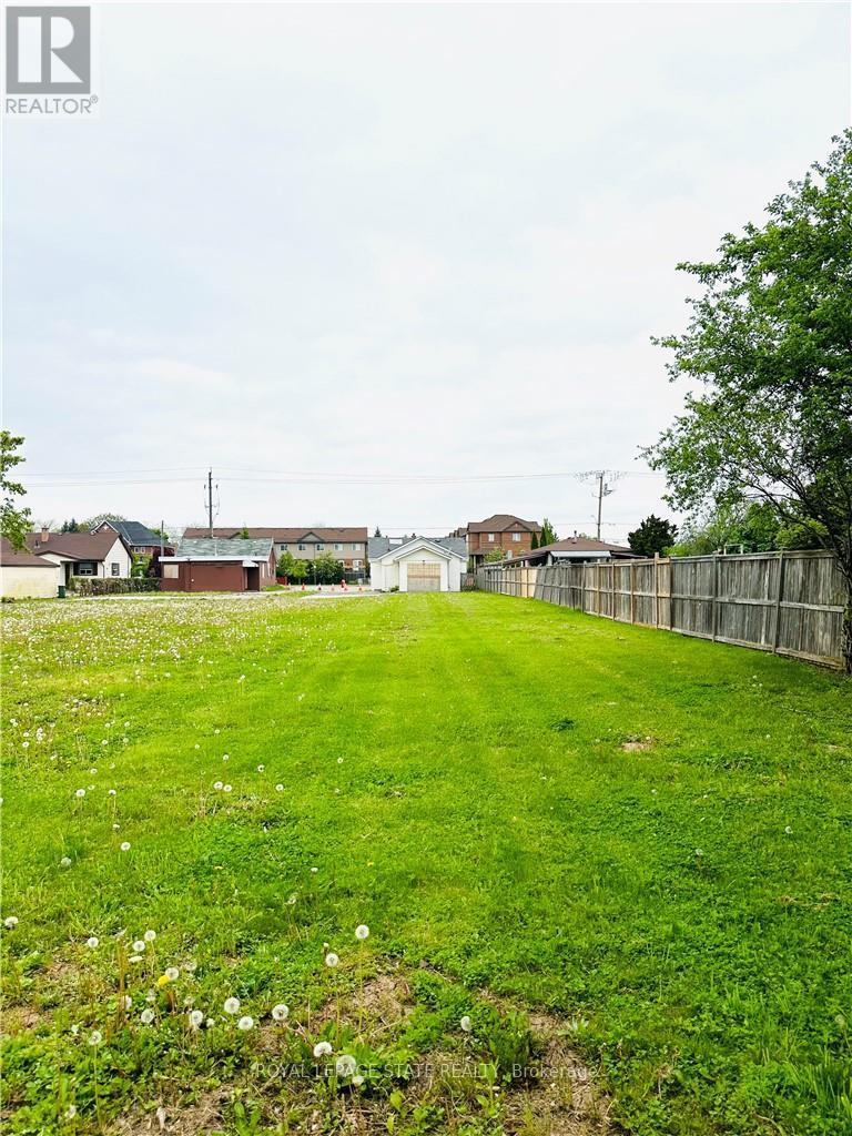 148 Green Road, Hamilton, Ontario  L8G 3X1 - Photo 4 - X12583642