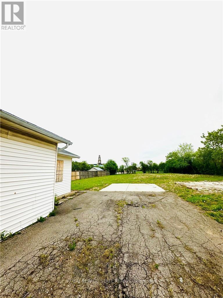 148 Green Road, Hamilton, Ontario  L8G 3X1 - Photo 6 - X12583642