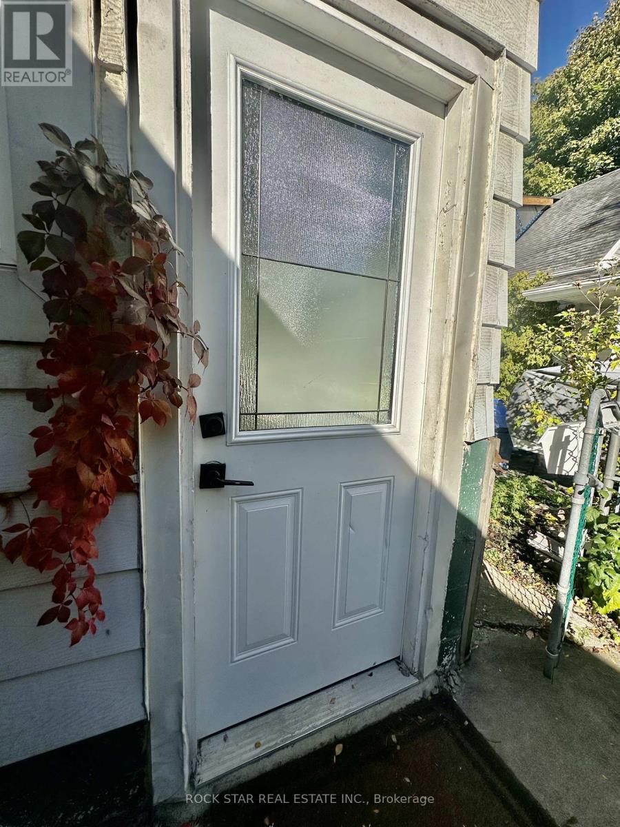 175 East 5th Street, Hamilton, Ontario  L9A 2Z7 - Photo 17 - X12583648