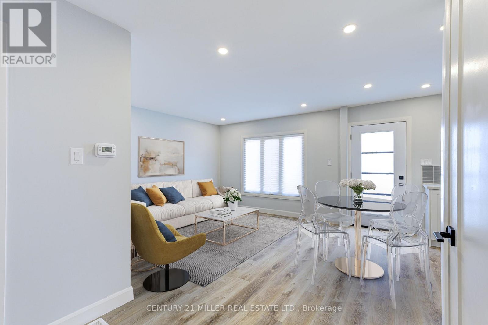 242 East 28th Street, Hamilton, Ontario  L8V 3J1 - Photo 2 - X12583662