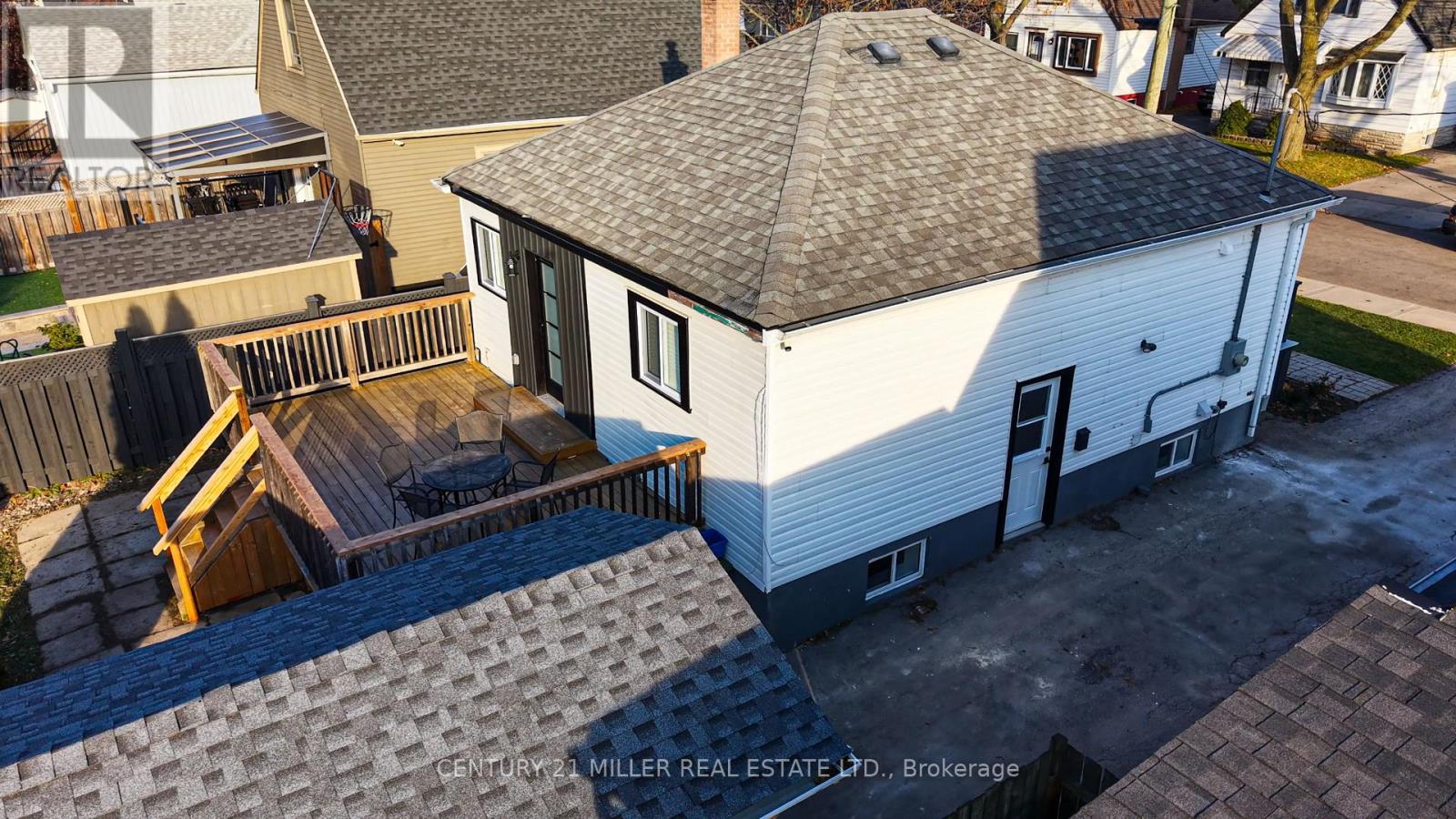 242 East 28th Street, Hamilton, Ontario  L8V 3J1 - Photo 37 - X12583662