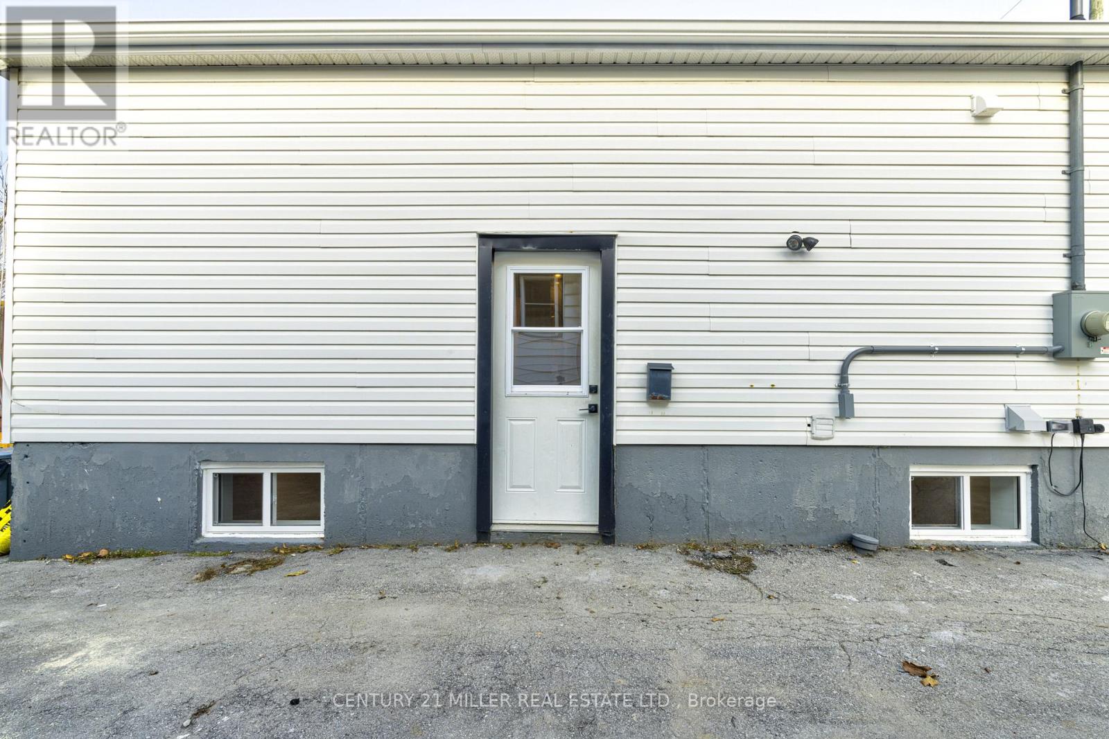 242 East 28th Street, Hamilton, Ontario  L8V 3J1 - Photo 38 - X12583662