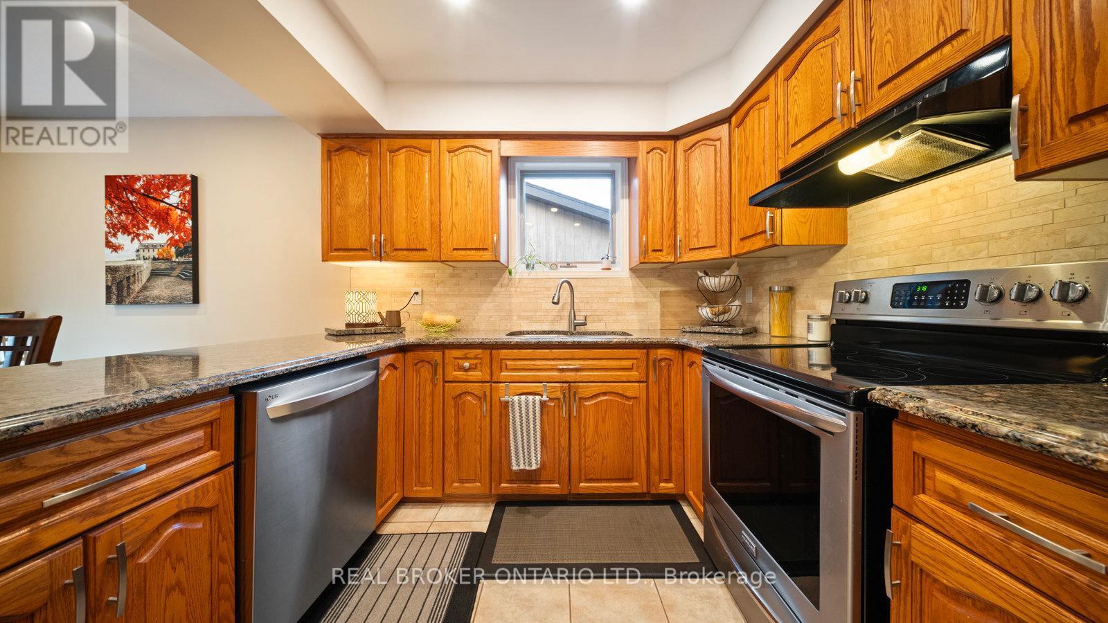 74 Gordon Street, Cambridge, Ontario  N1S 4K8 - Photo 12 - X12583670