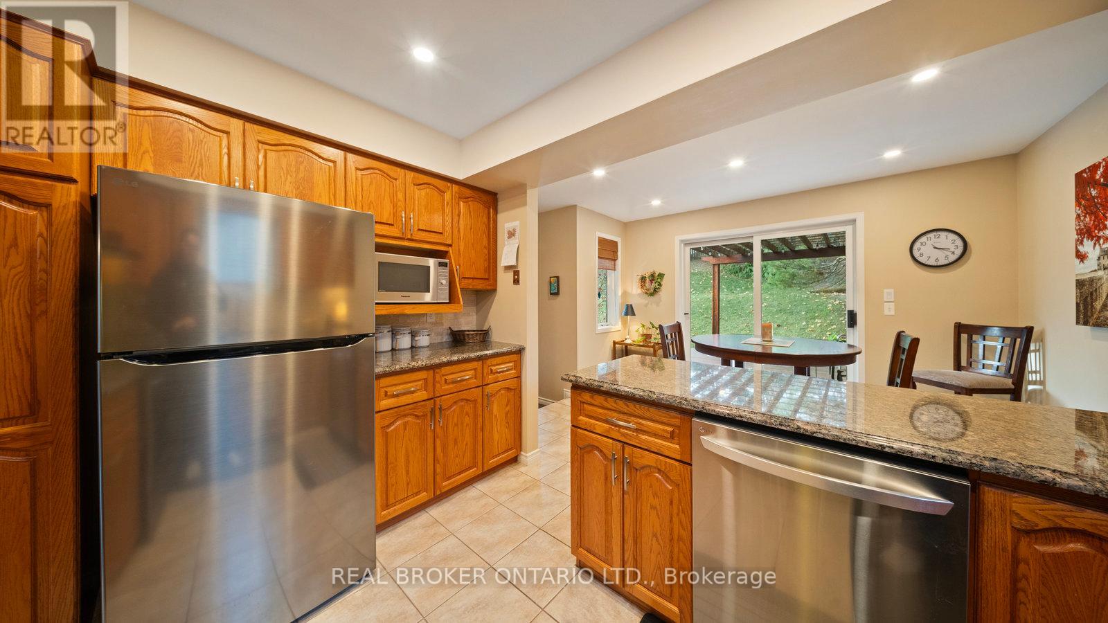 74 Gordon Street, Cambridge, Ontario  N1S 4K8 - Photo 13 - X12583670