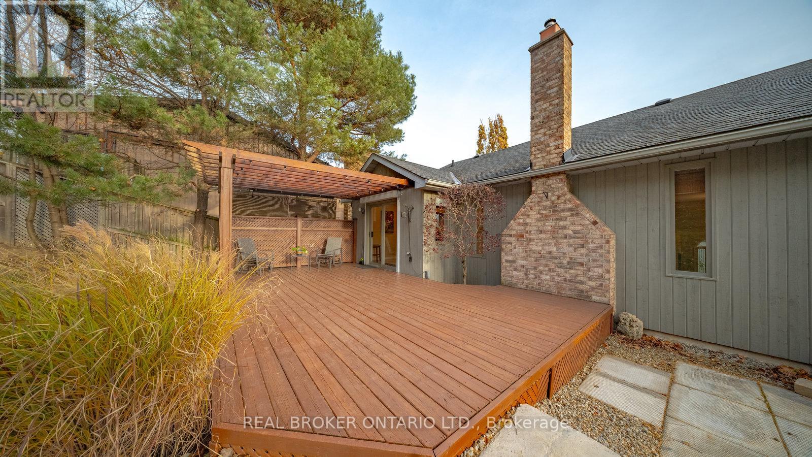 74 Gordon Street, Cambridge, Ontario  N1S 4K8 - Photo 36 - X12583670