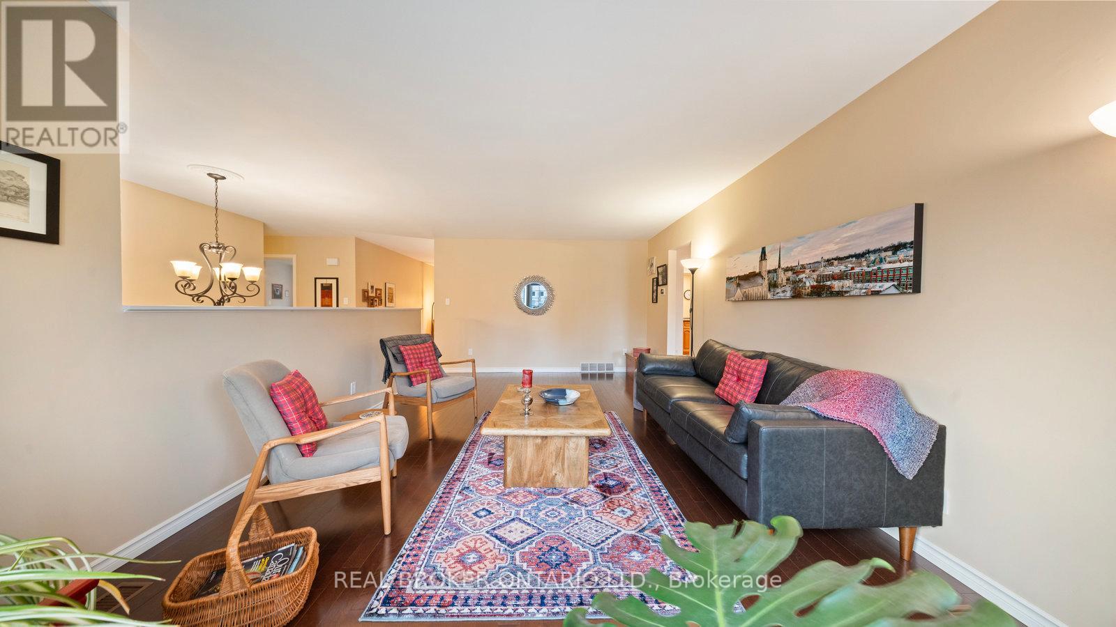 74 Gordon Street, Cambridge, Ontario  N1S 4K8 - Photo 8 - X12583670