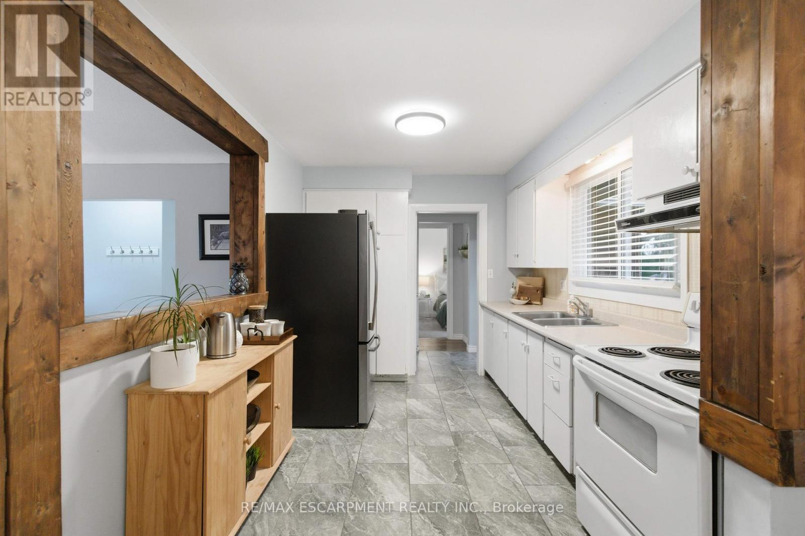 30 Kelly Street, Hamilton, Ontario  L0R 2H0 - Photo 14 - X12583676