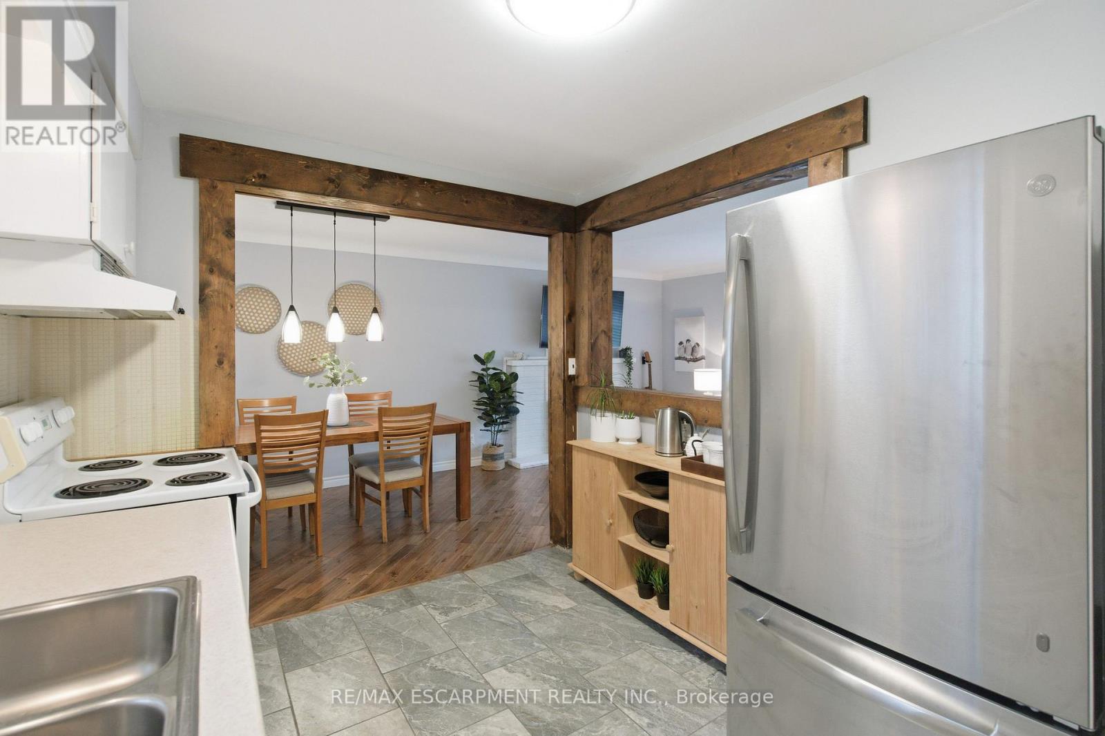 30 Kelly Street, Hamilton, Ontario  L0R 2H0 - Photo 16 - X12583676