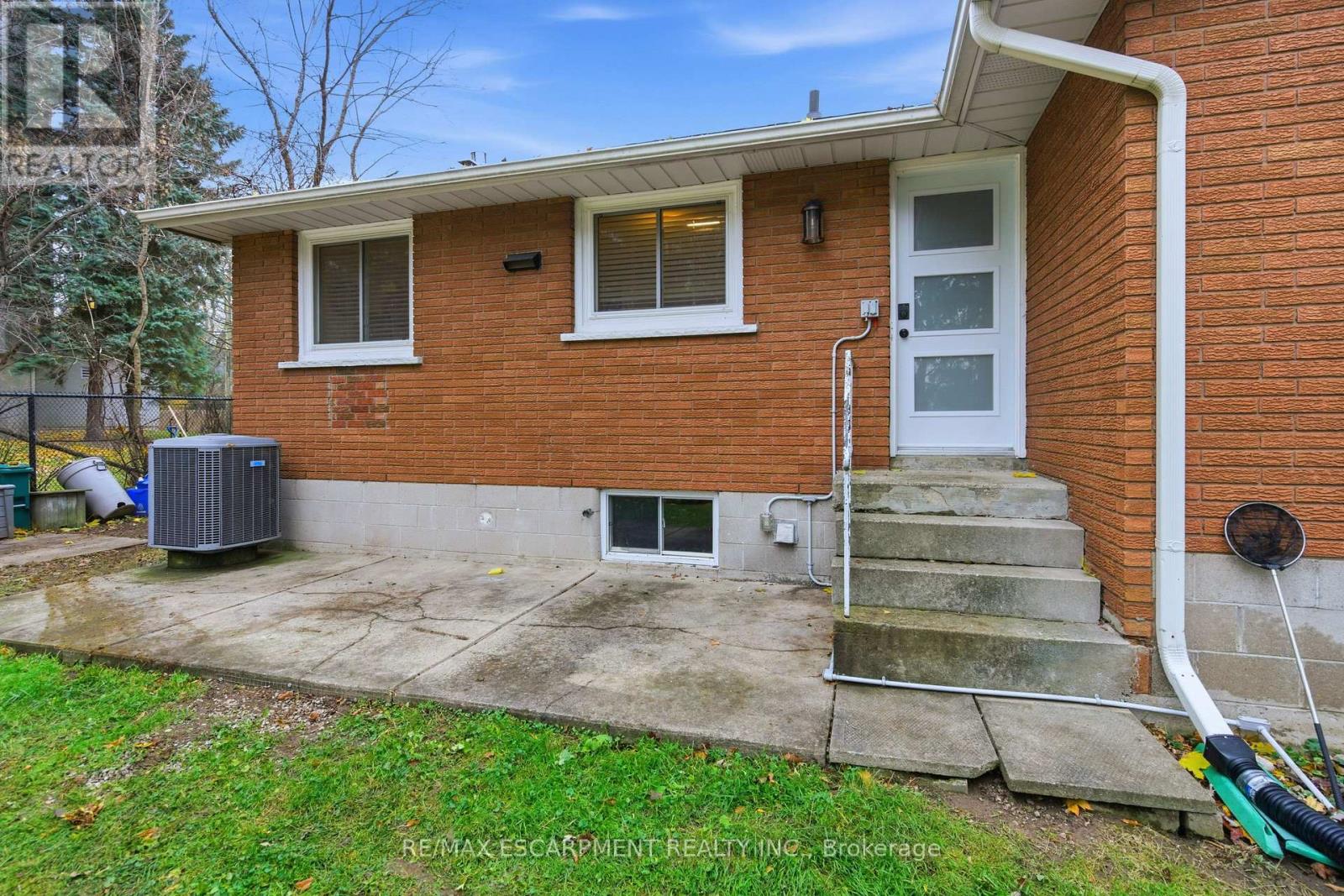 30 Kelly Street, Hamilton, Ontario  L0R 2H0 - Photo 29 - X12583676