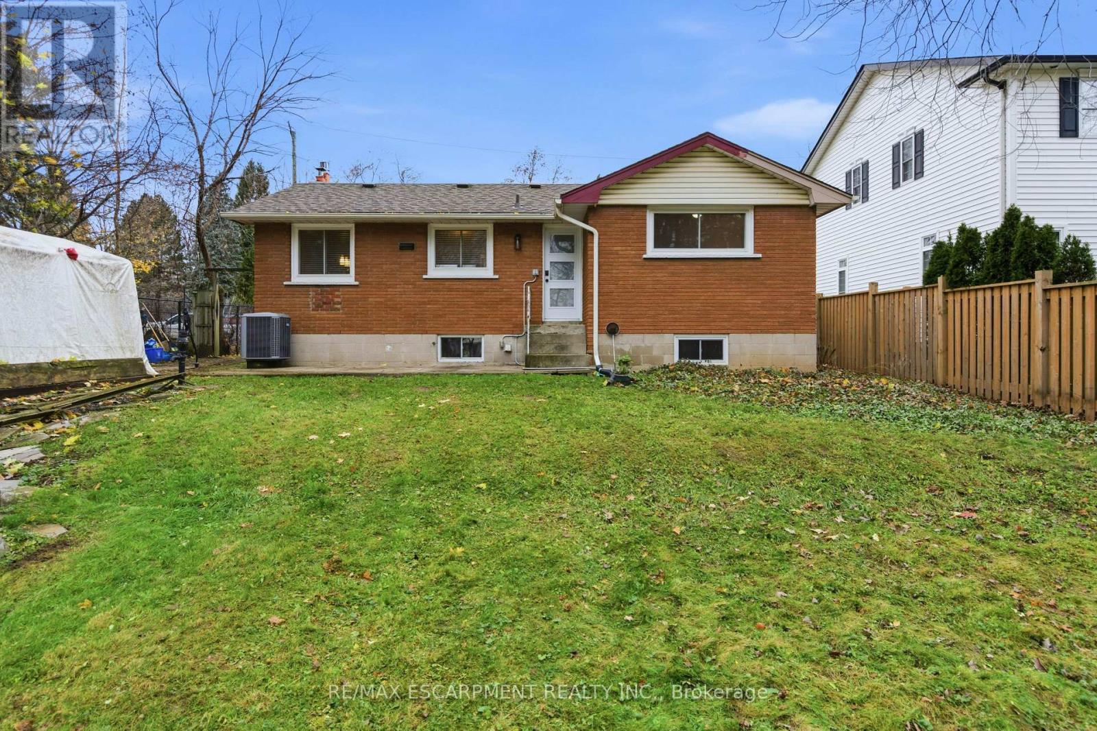 30 Kelly Street, Hamilton, Ontario  L0R 2H0 - Photo 33 - X12583676