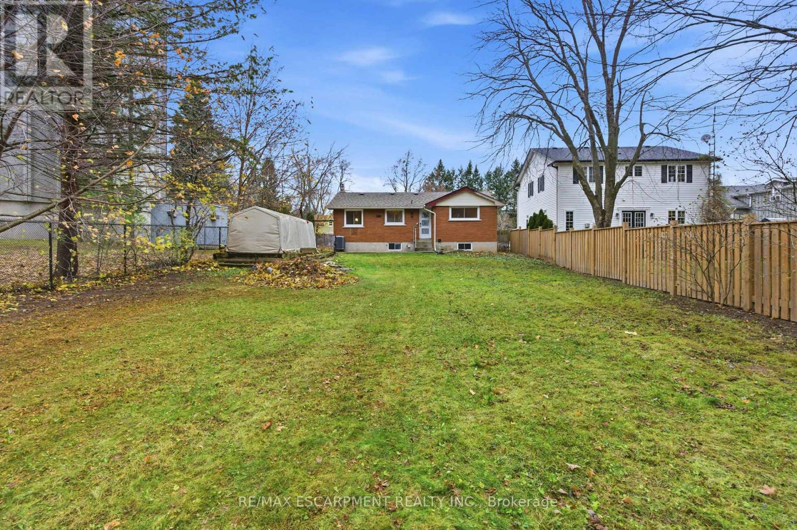 30 Kelly Street, Hamilton, Ontario  L0R 2H0 - Photo 35 - X12583676