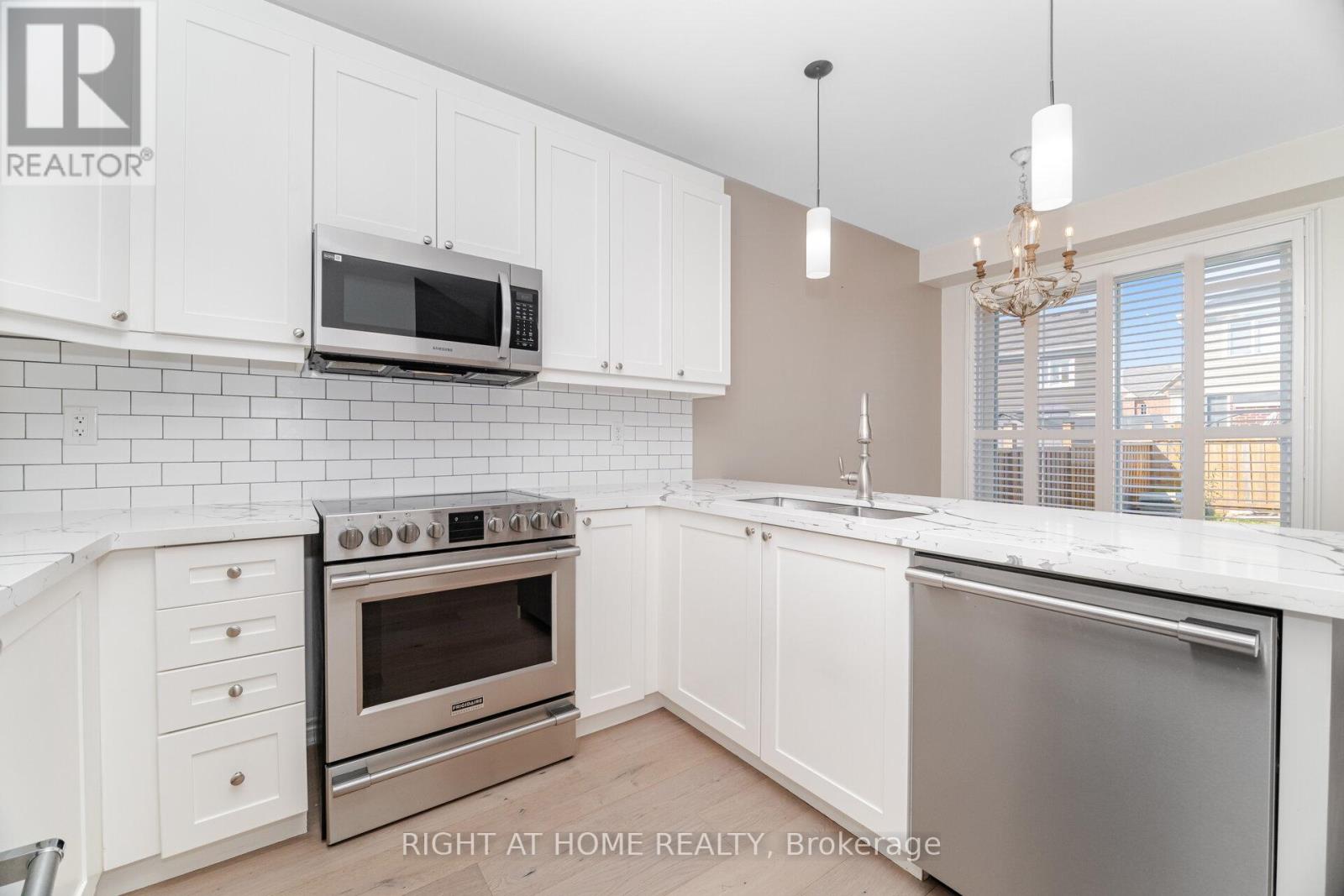 28 Pickett Place, Cambridge, Ontario  N3E 0B4 - Photo 20 - X12583682