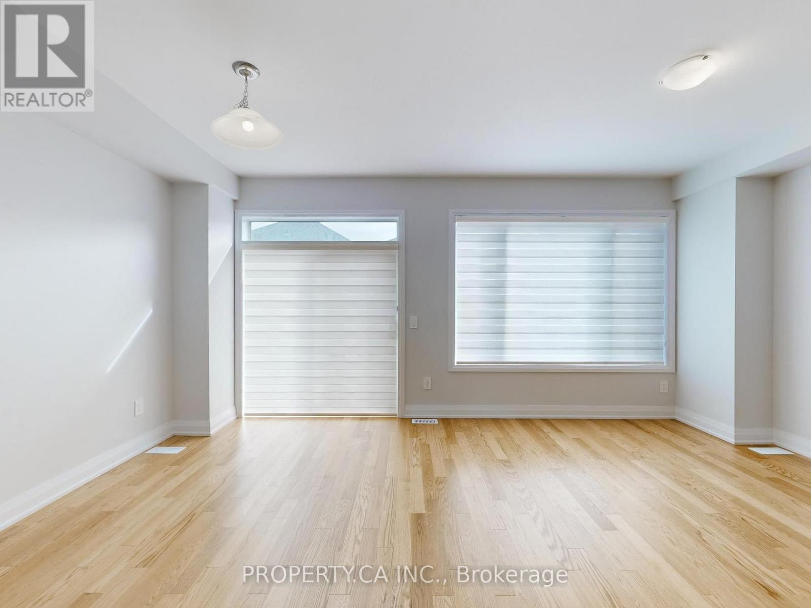 111 Corley Street, Kawartha Lakes, Ontario  K9V 6C2 - Photo 10 - X12583692