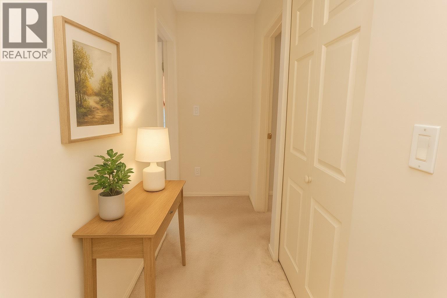 309 175 E 10th Street, North Vancouver, British Columbia  V7L 4W1 - Photo 2 - R3070748