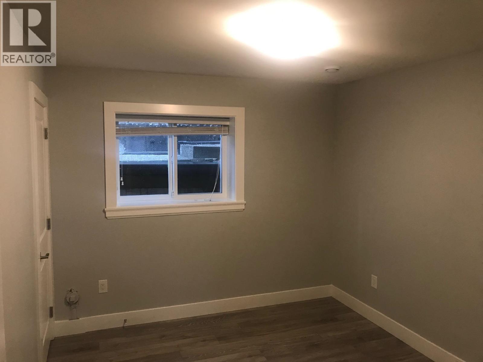 13xx Hames Crescent, Coquitlam, British Columbia  V3E 0E9 - Photo 3 - R3070759