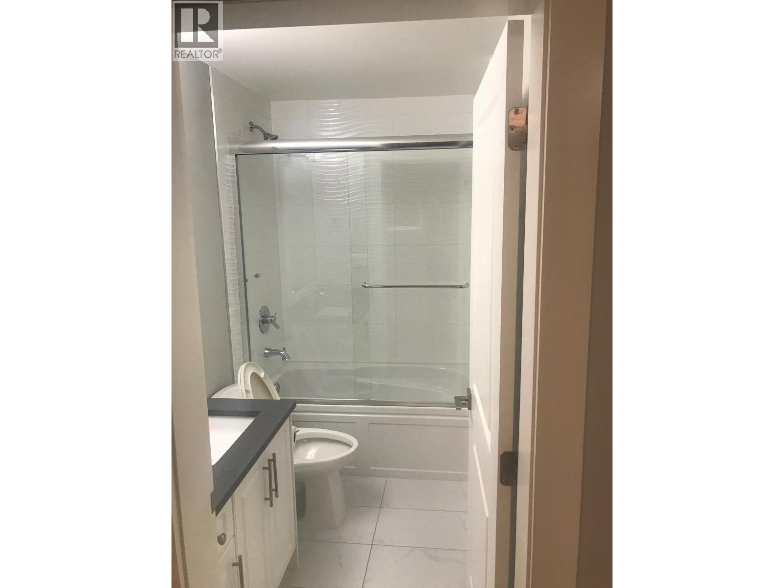 13xx Hames Crescent, Coquitlam, British Columbia  V3E 0E9 - Photo 4 - R3070759