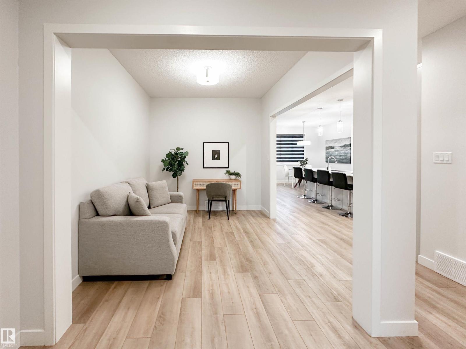 22614 99a Av Nw, Edmonton, Alberta  T5T 7V1 - Photo 4 - E4466910