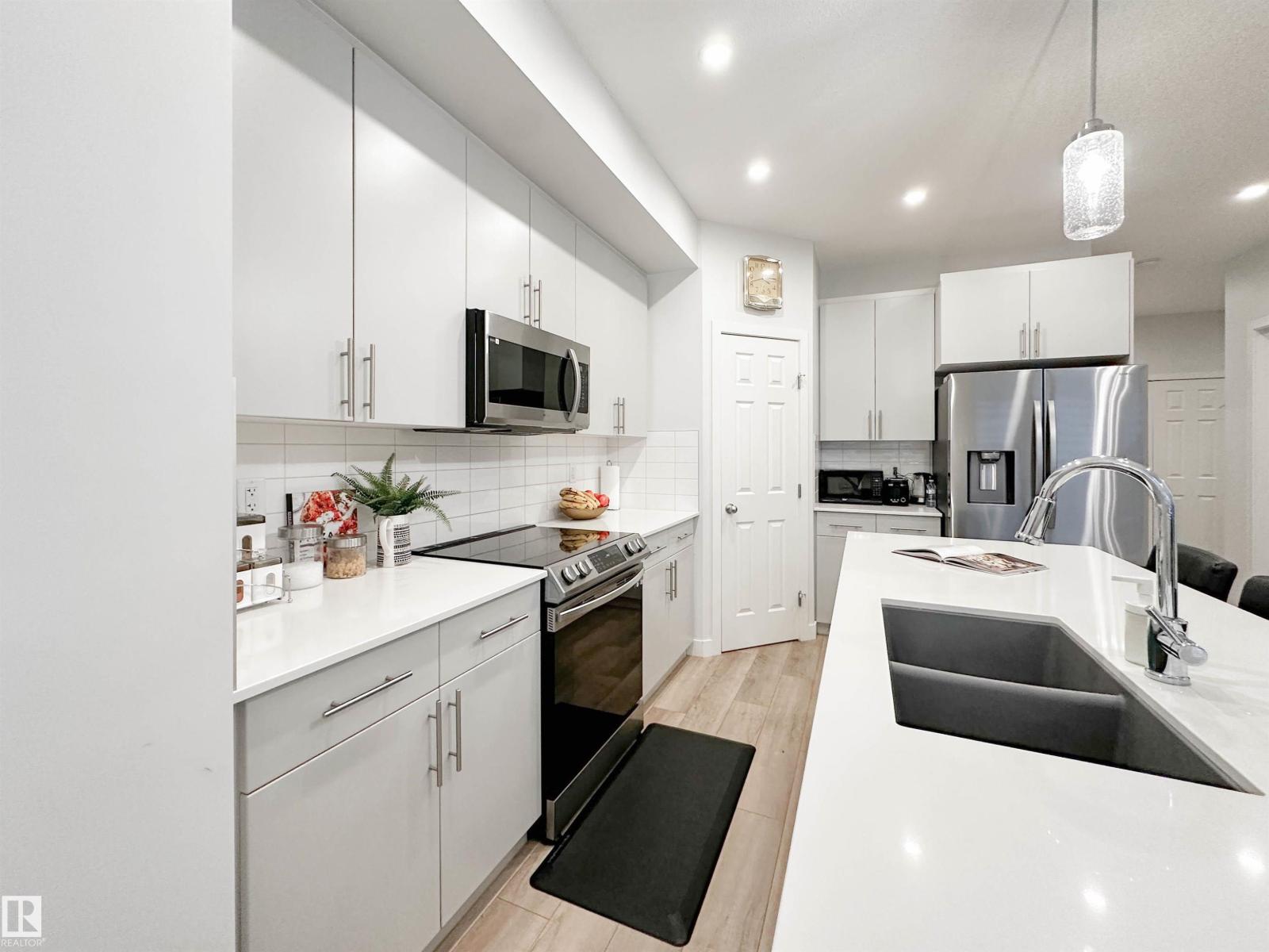 22614 99a Av Nw, Edmonton, Alberta  T5T 7V1 - Photo 9 - E4466910