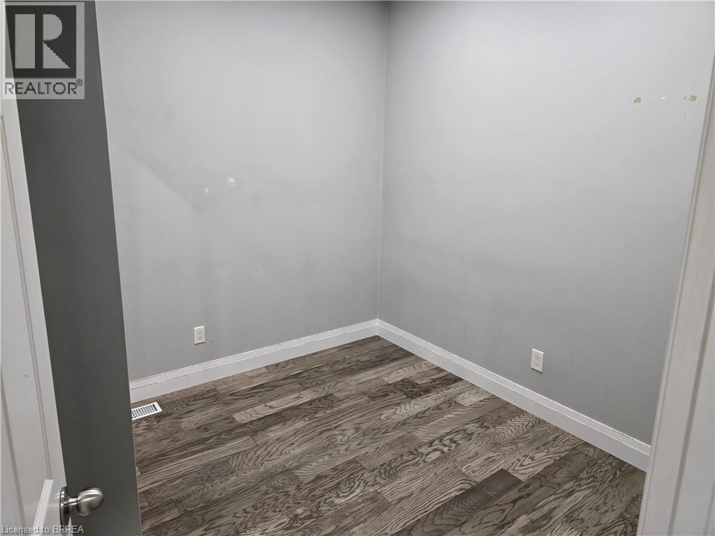 138 Murray Street Unit# Lower, Brantford, Ontario  N3S 3N5 - Photo 7 - 40791065