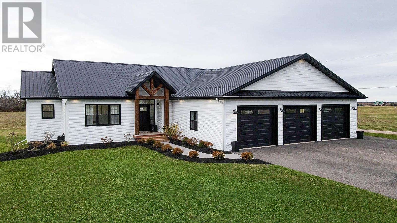 137 Macmillan Point, York, Prince Edward Island  C0A 1P0 - Photo 1 - 202528695