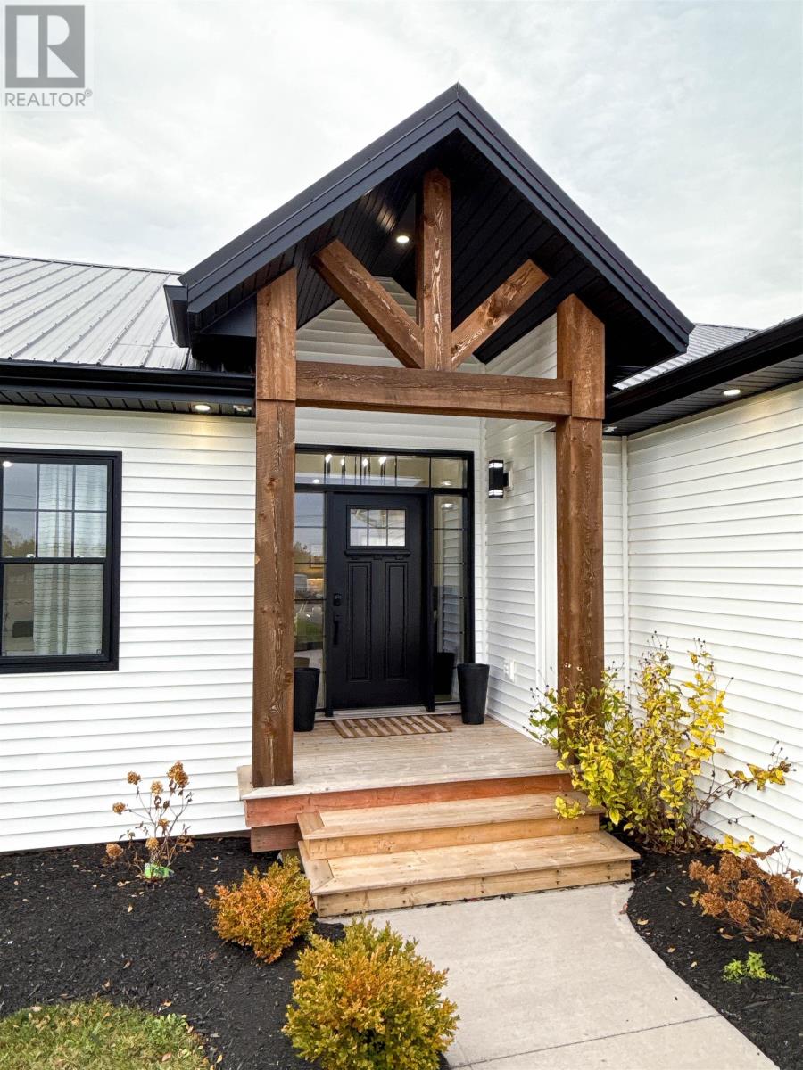 137 Macmillan Point, York, Prince Edward Island  C0A 1P0 - Photo 5 - 202528695