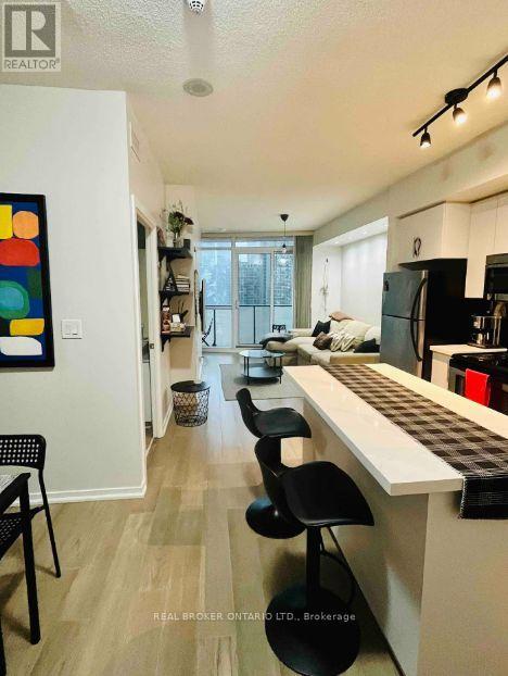 2909 - 65 Bremner Boulevard, Toronto, Ontario  M5J 0A7 - Photo 2 - C12583732