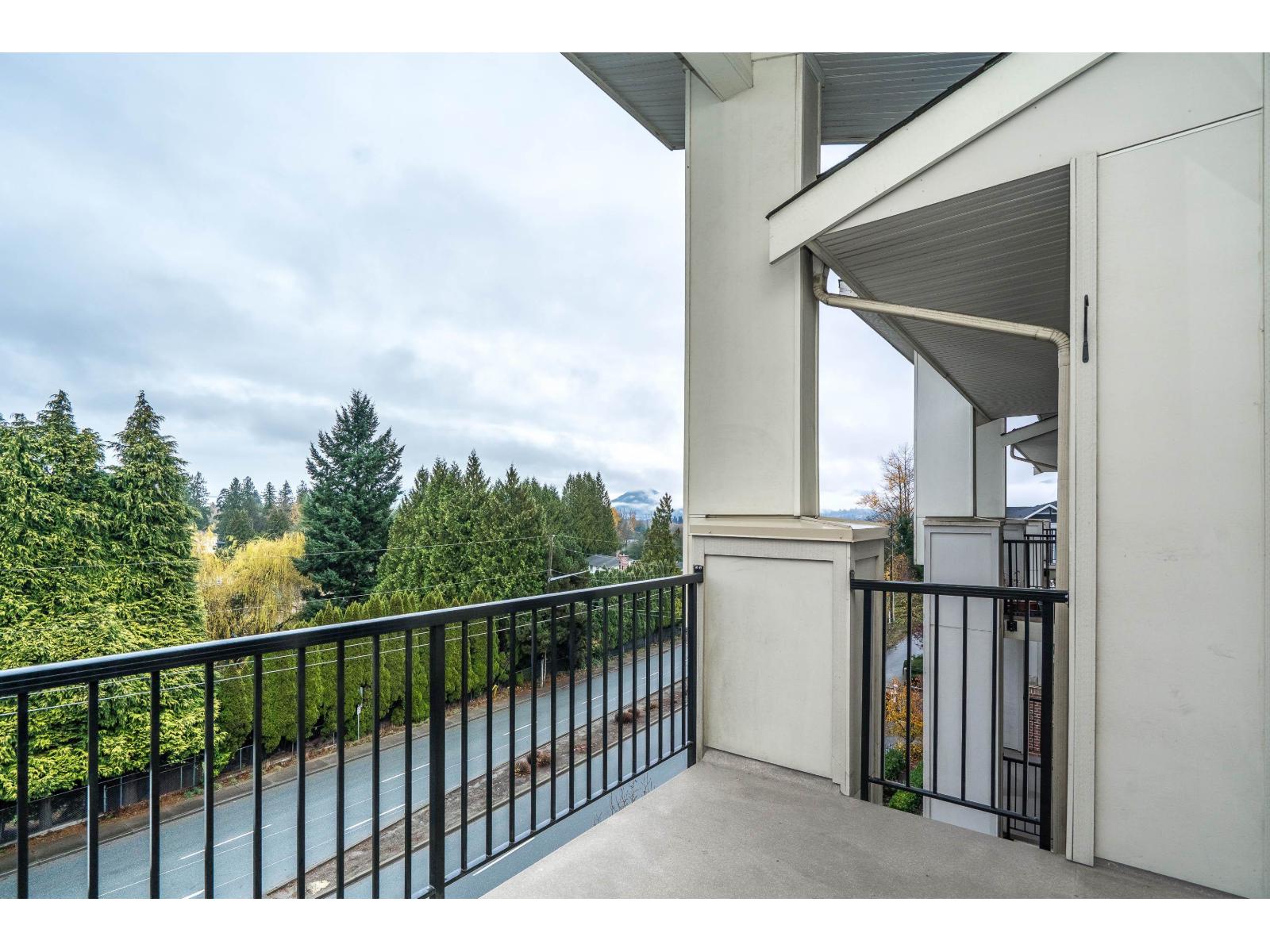 405 3192 Gladwin Road, Abbotsford, British Columbia  V2T 6M9 - Photo 37 - R3070028