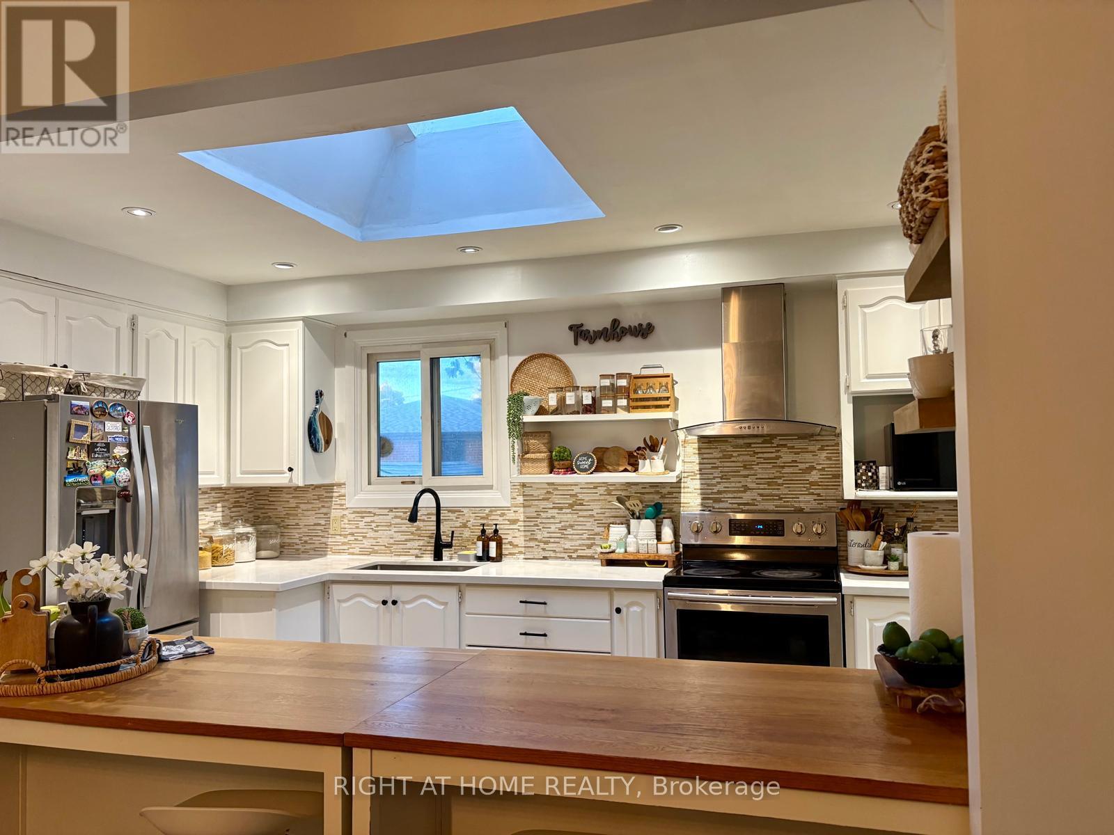 18 Minnowburn Street, Toronto, Ontario  M1T 1Y8 - Photo 16 - E12583718