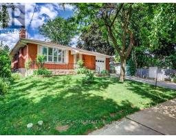 18 MINNOWBURN STREET, Toronto, Ontario