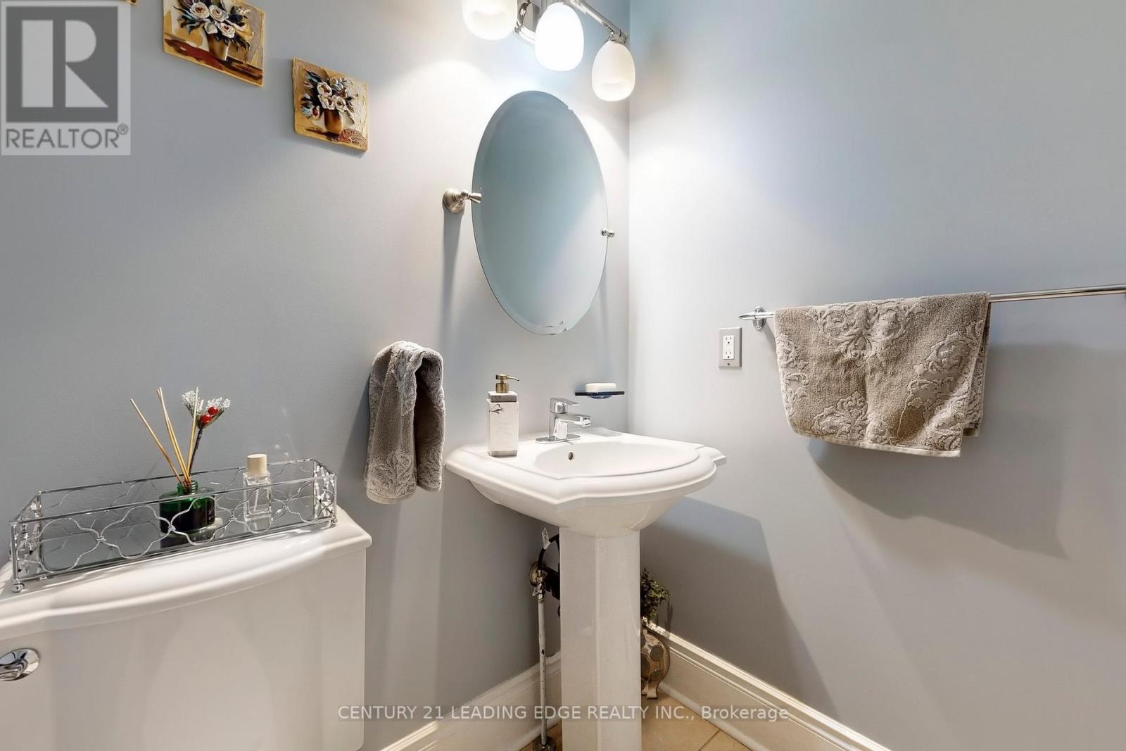 21 Watkins Glen Crescent, Aurora, Ontario  L3G 7P3 - Photo 16 - N12583704