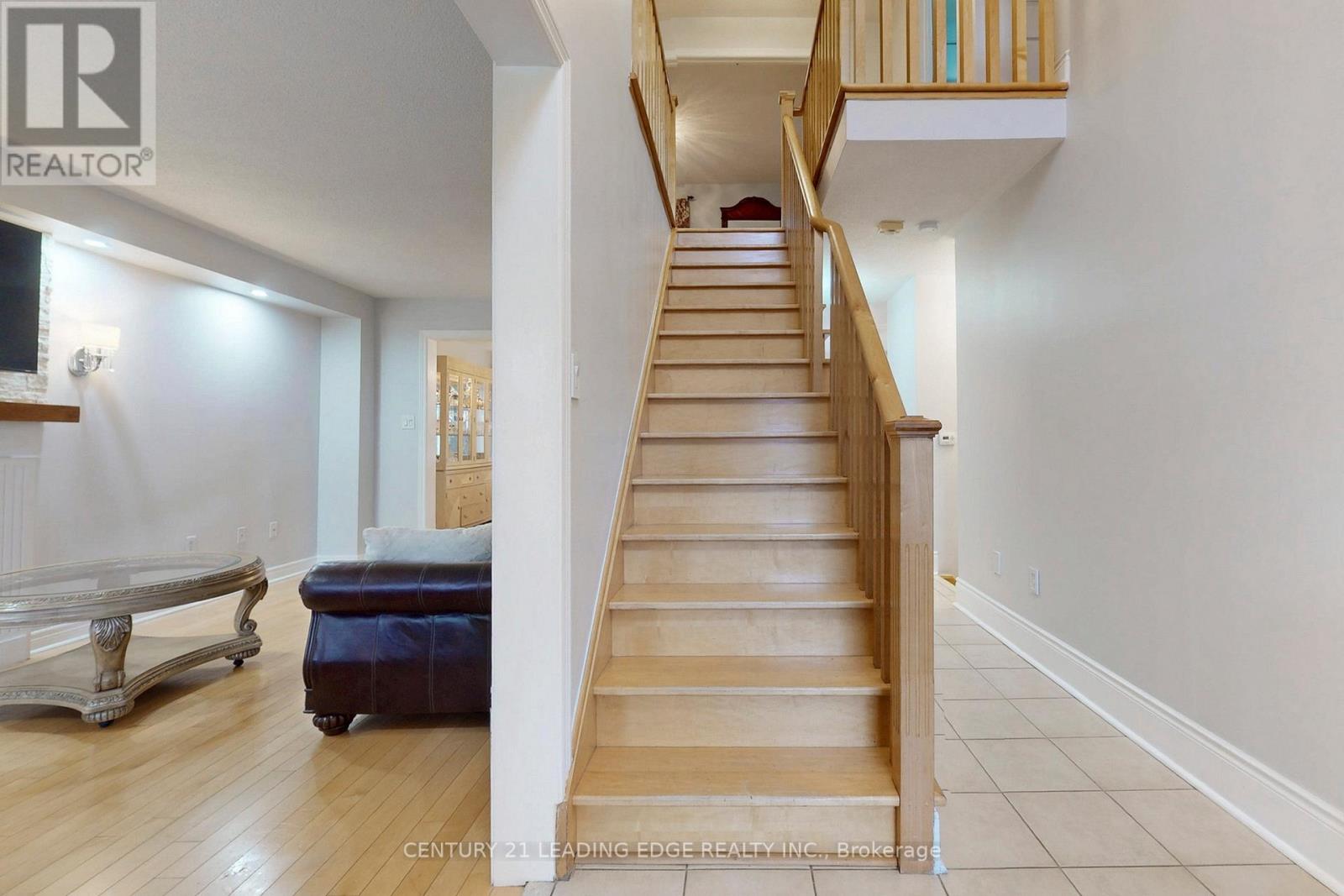 21 Watkins Glen Crescent, Aurora, Ontario  L3G 7P3 - Photo 18 - N12583704