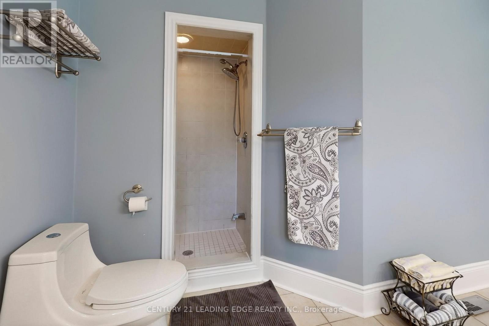 21 Watkins Glen Crescent, Aurora, Ontario  L3G 7P3 - Photo 25 - N12583704