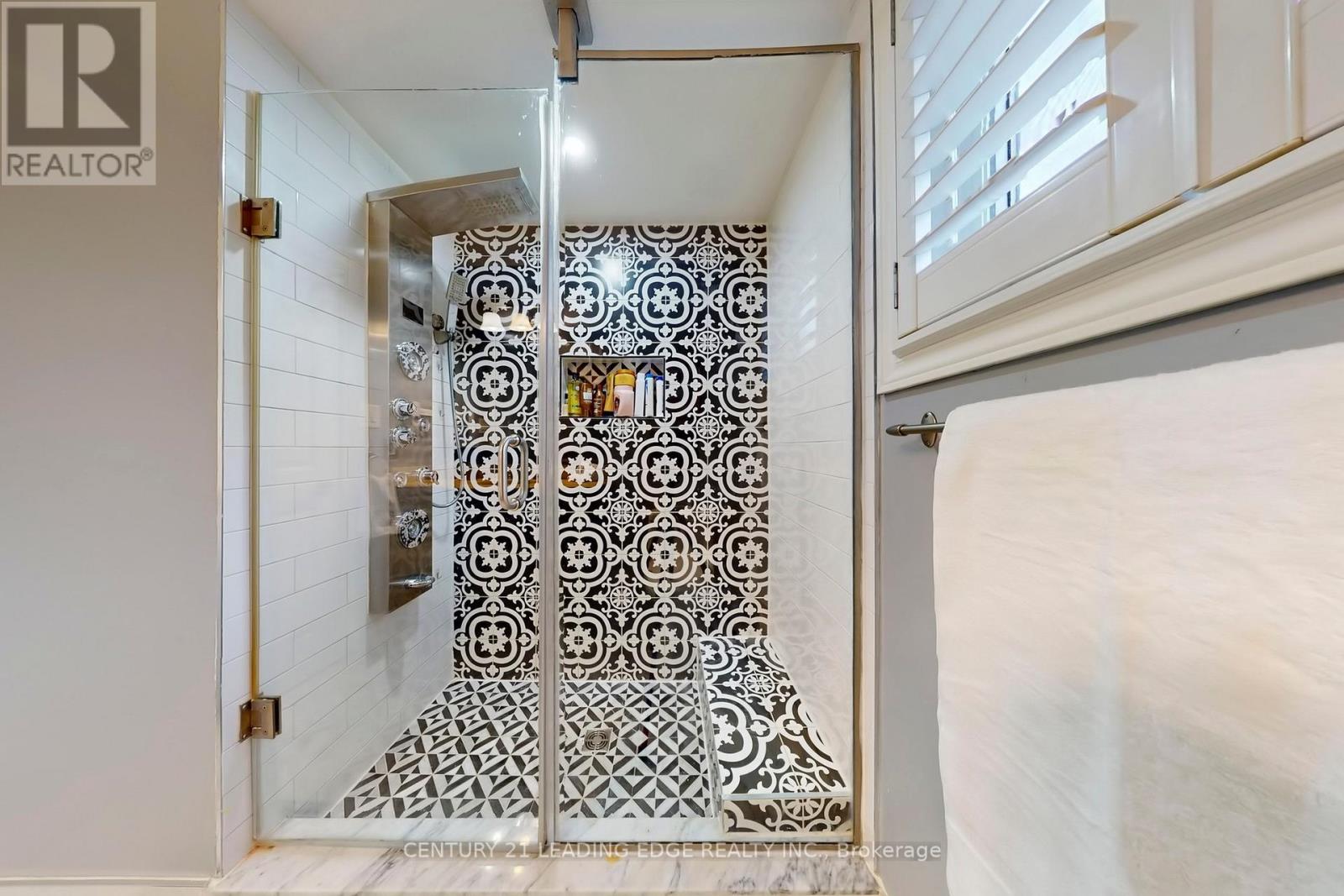 21 Watkins Glen Crescent, Aurora, Ontario  L3G 7P3 - Photo 31 - N12583704