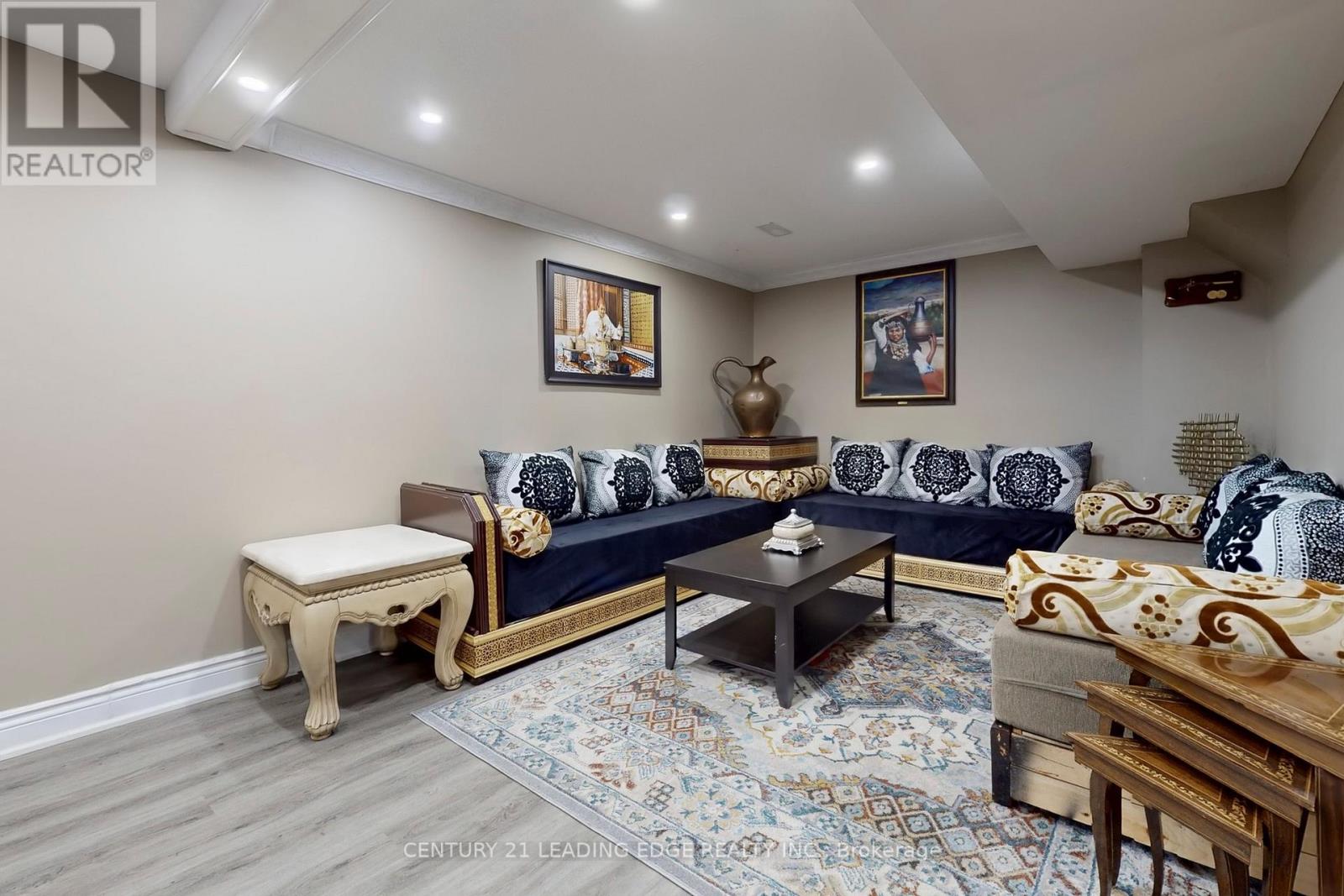 21 Watkins Glen Crescent, Aurora, Ontario  L3G 7P3 - Photo 36 - N12583704