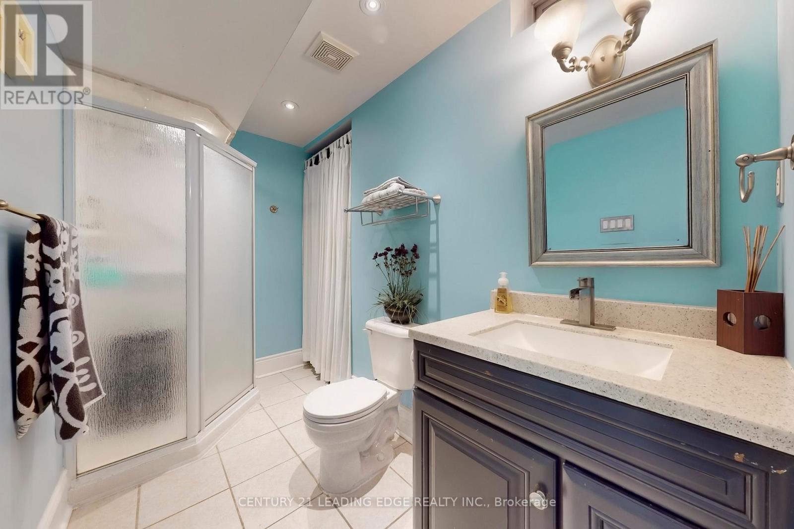 21 Watkins Glen Crescent, Aurora, Ontario  L3G 7P3 - Photo 46 - N12583704