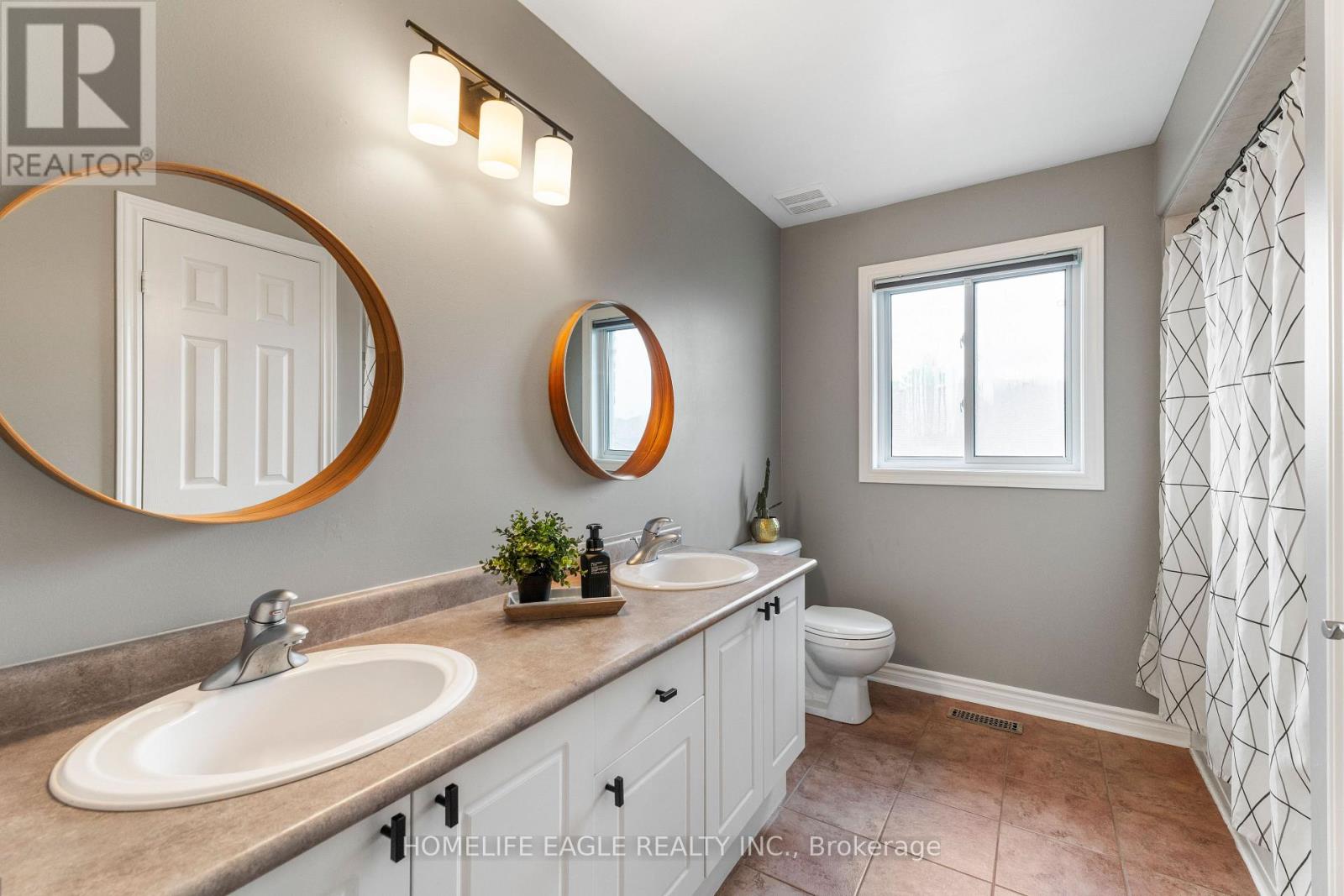 14 Rebecca Court, Barrie, Ontario  L4N 0V5 - Photo 20 - S12583736