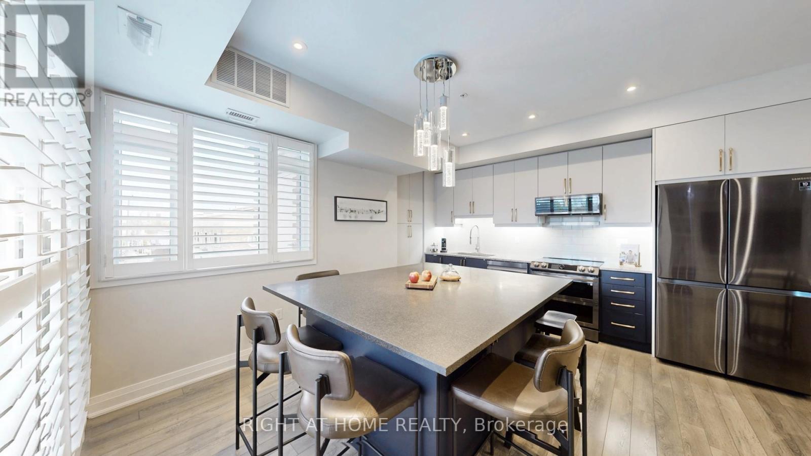 419 - 128 Garden Drive, Oakville, Ontario  L6K 2W5 - Photo 14 - W12583728