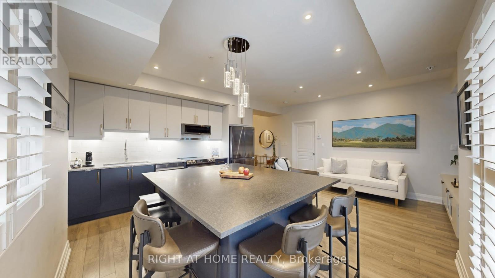 419 - 128 Garden Drive, Oakville, Ontario  L6K 2W5 - Photo 16 - W12583728