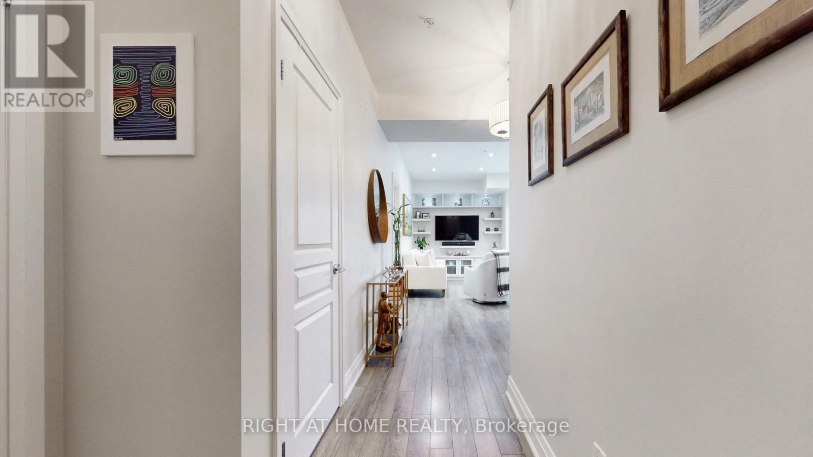 419 - 128 Garden Drive, Oakville, Ontario  L6K 2W5 - Photo 8 - W12583728