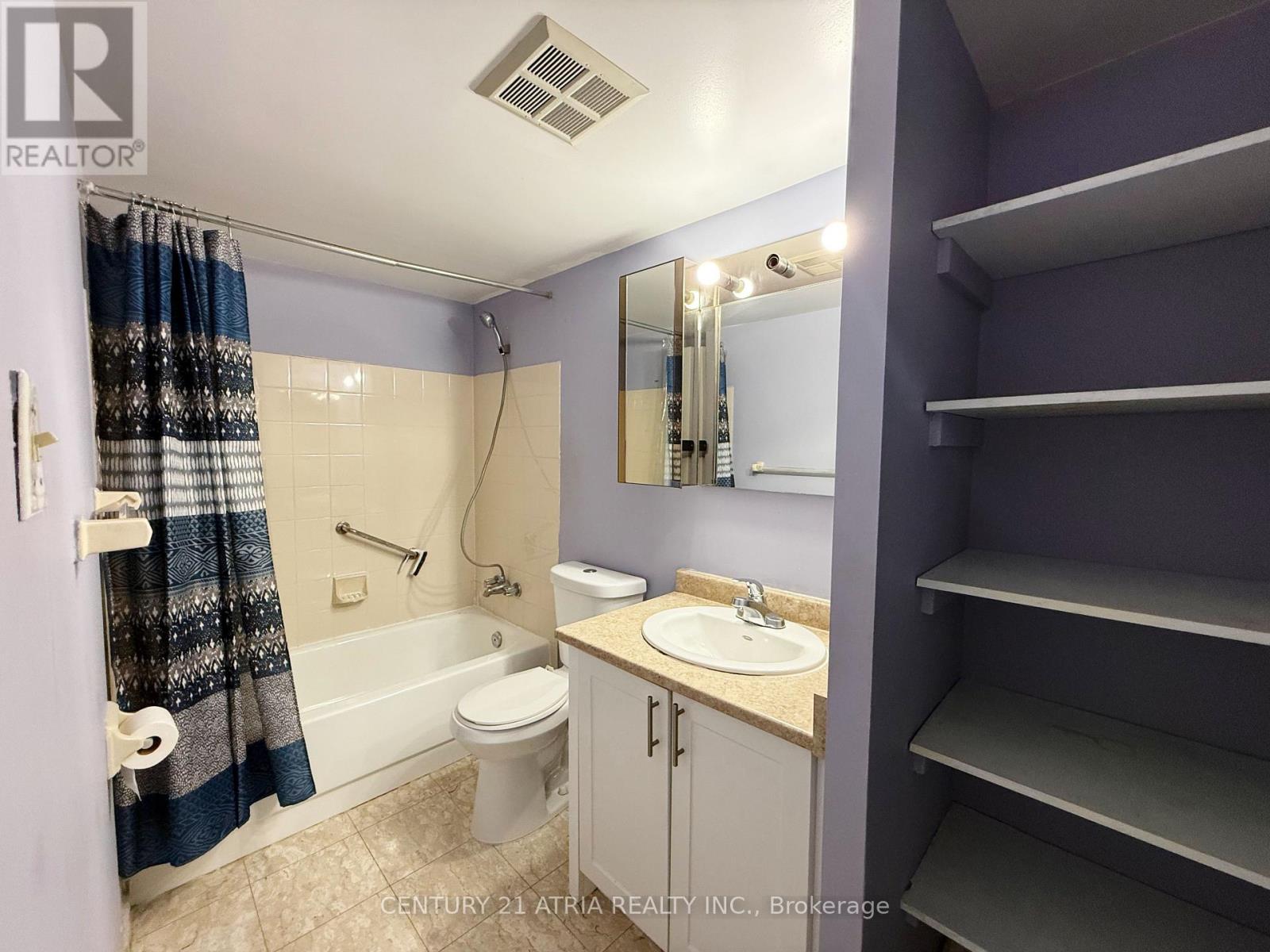 201 - 61 Markbrook Lane, Toronto, Ontario  M9V 5E7 - Photo 11 - W12583734