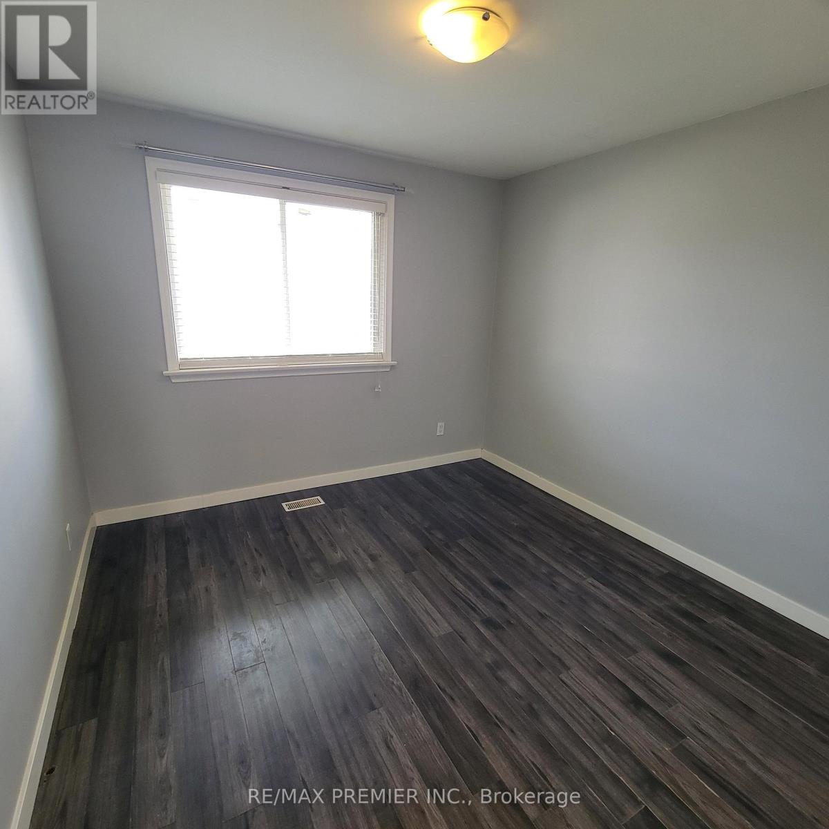 20 Heavitree Drive, Toronto (Downsview-Roding-Cfb), Ontario  M3L 1K6 - Photo 14 - W12583738