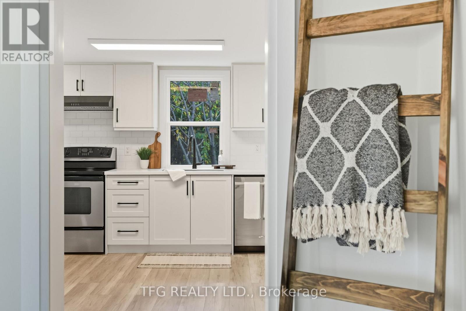 1120 Somerville Street, Oshawa (Centennial), Ontario  L1G 4K5 - Photo 11 - E12583798