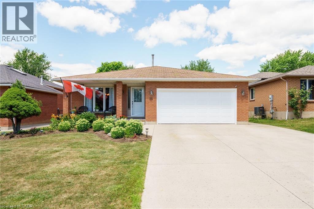 25 Country Club Road, Cayuga, Ontario  N0A 1E0 - Photo 3 - 40791094