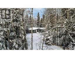 8 29415 Range Rd 52, Little Red Acres