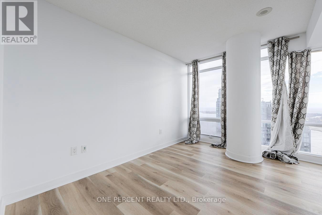 5007 - 25 Telegram Mews, Toronto, Ontario  M5V 3Z1 - Photo 25 - C12583824